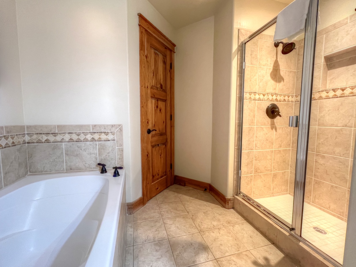 Black Bear Lodge #305, Crested Butte Vacation Rental