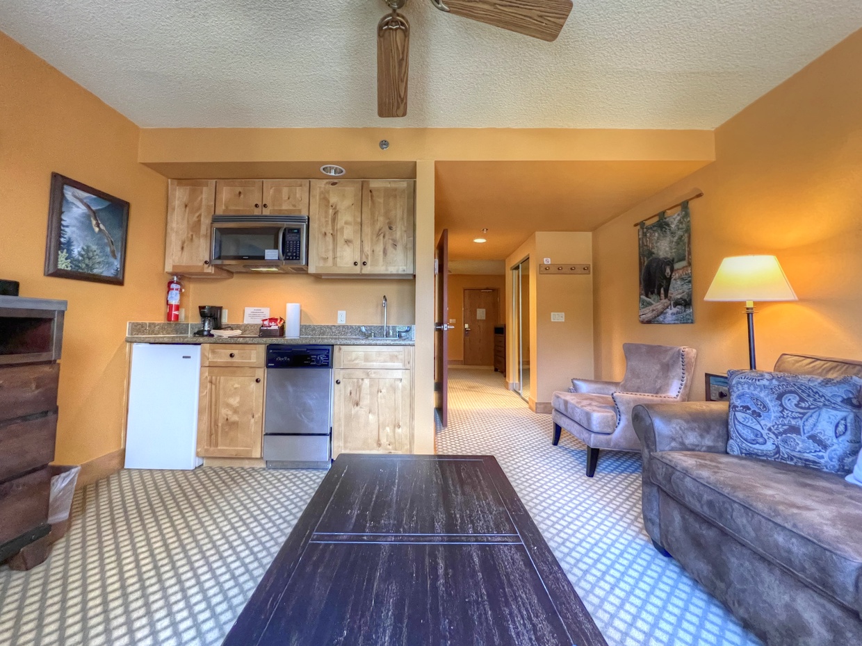 Grand Lodge #372, Crested Butte Vacation Rental