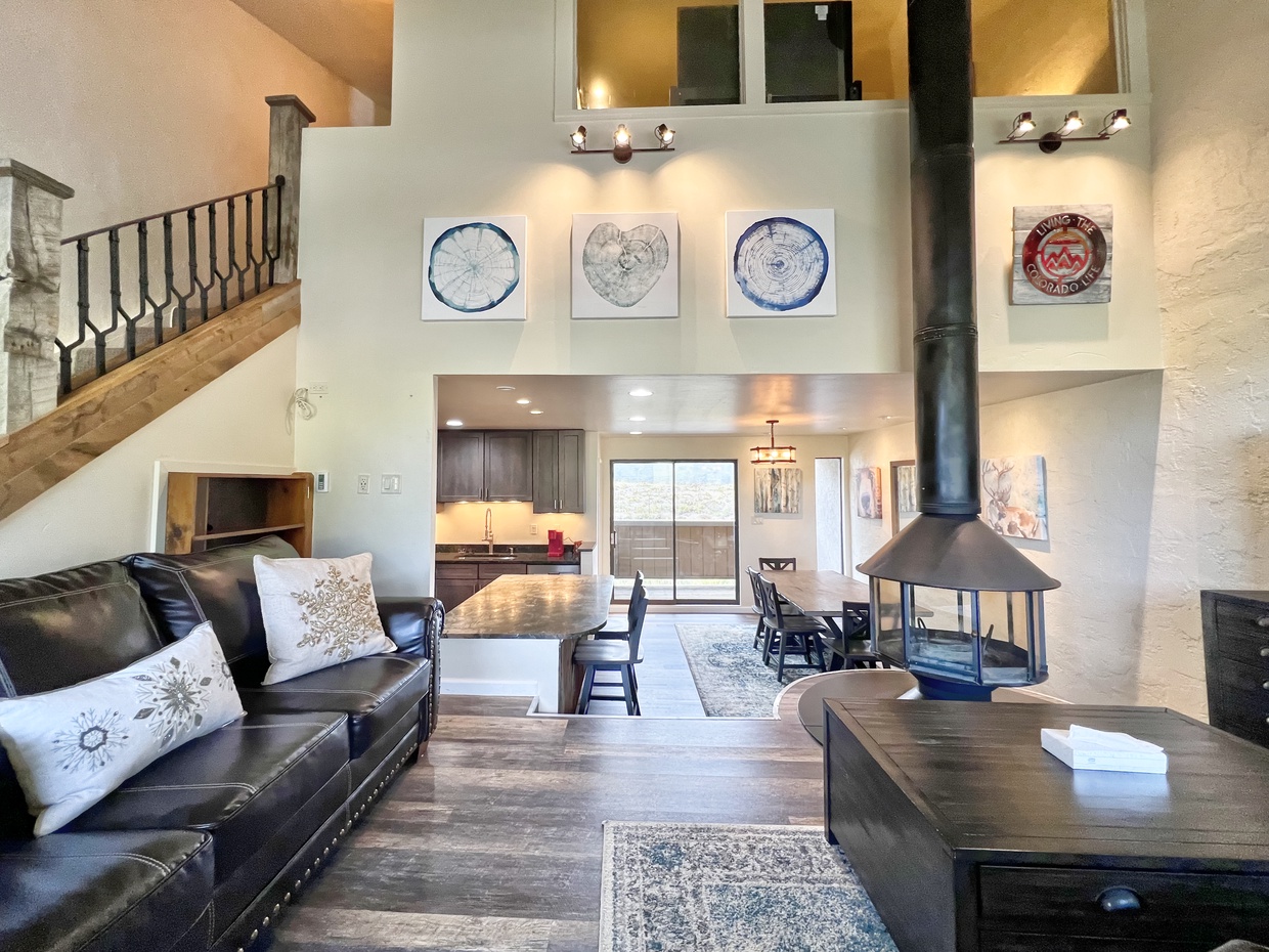 Snowcrest #02, Crested Butte Vacation Rental 