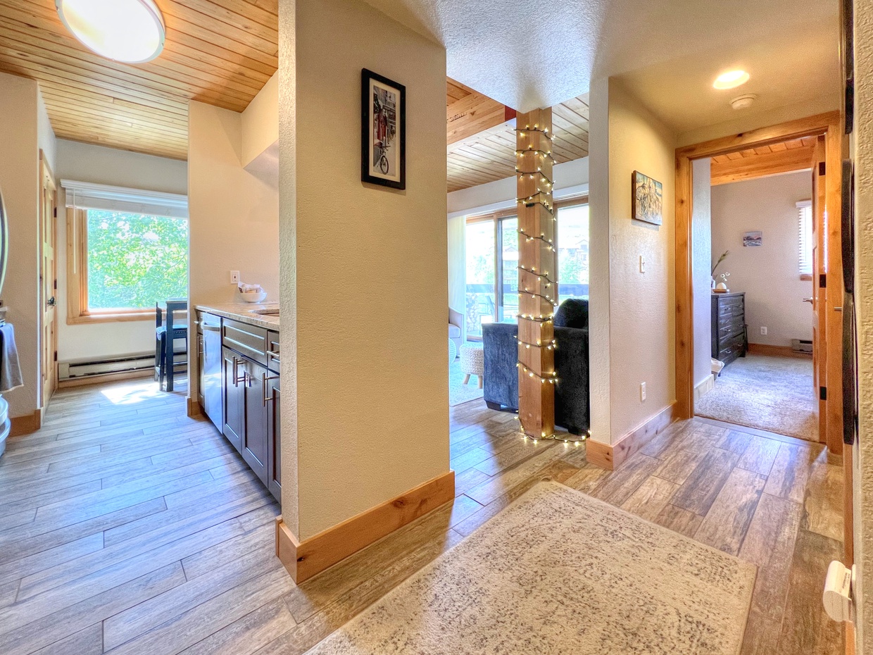 Crested Butte Vacation Rental, Wood Creek Lodge #304