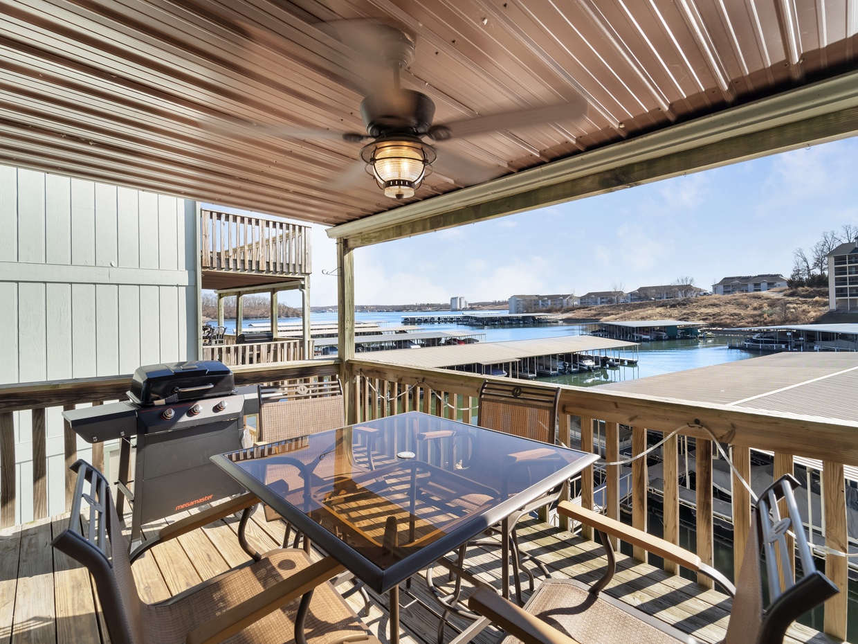 LAKEOZARKVACATION.COM