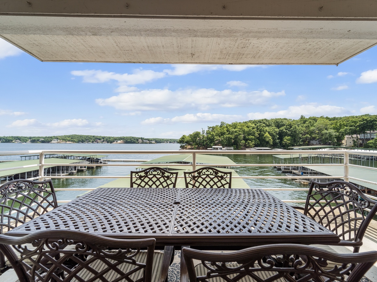 LAKEOZARKVACATION.COM