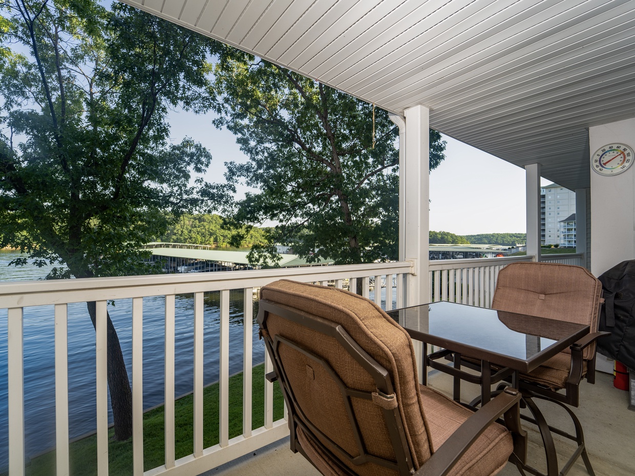LAKEOZARKVACATION.COM