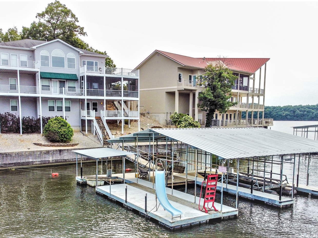 LAKEOZARKVACATION.COM