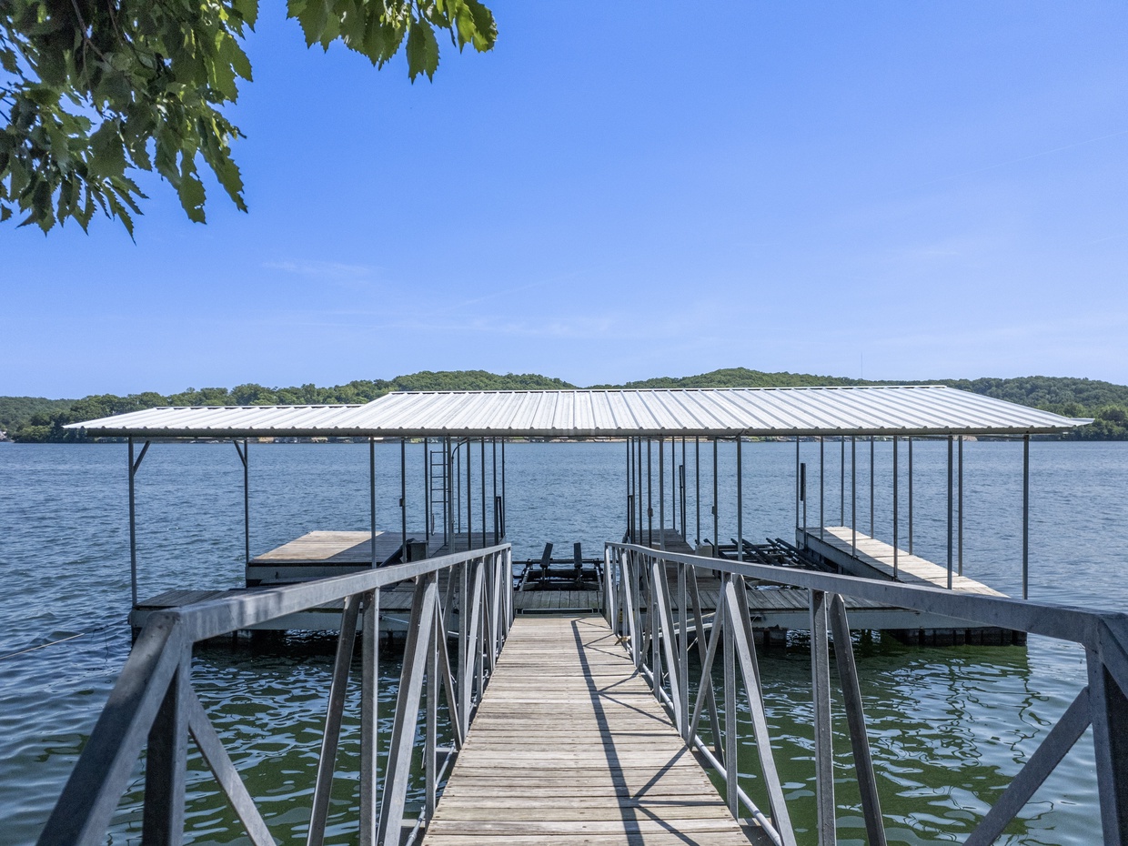 LAKEOZARKVACATION.COM