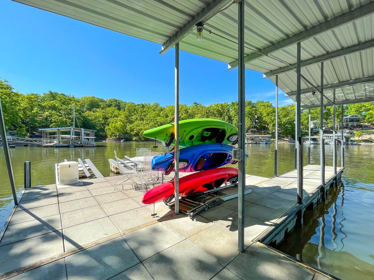 The dock with kayaks