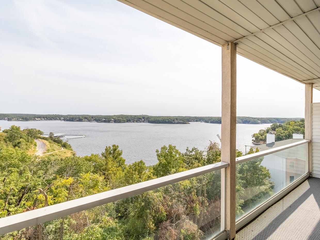 LAKEOZARKVACATION.COM