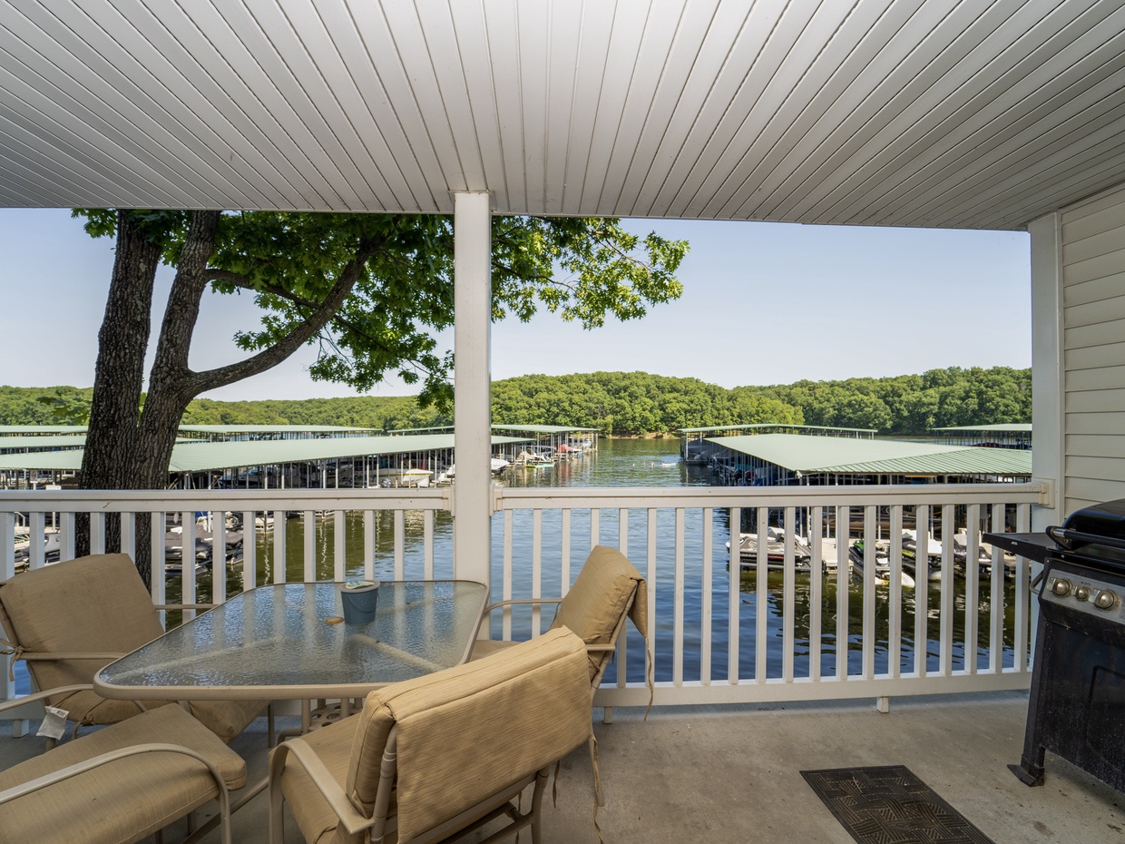 LAKEOZARKVACATION.COM