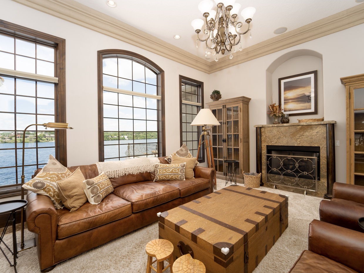 Main level living area