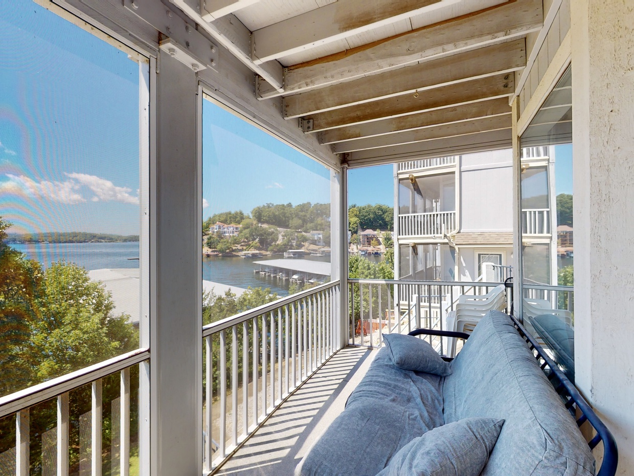 LAKEOZARKVACATION.COM