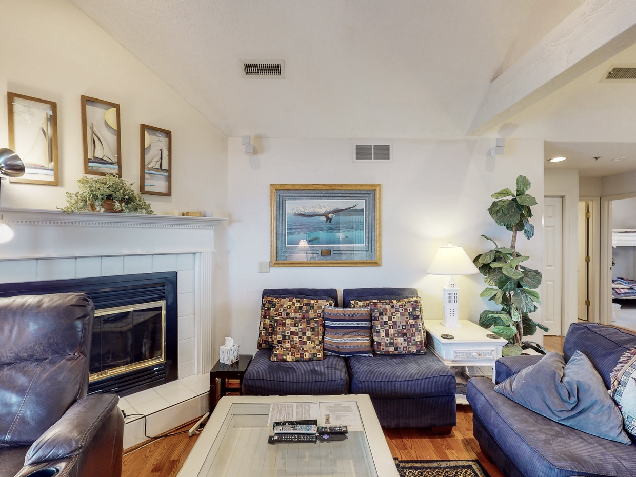 Lakeview living room