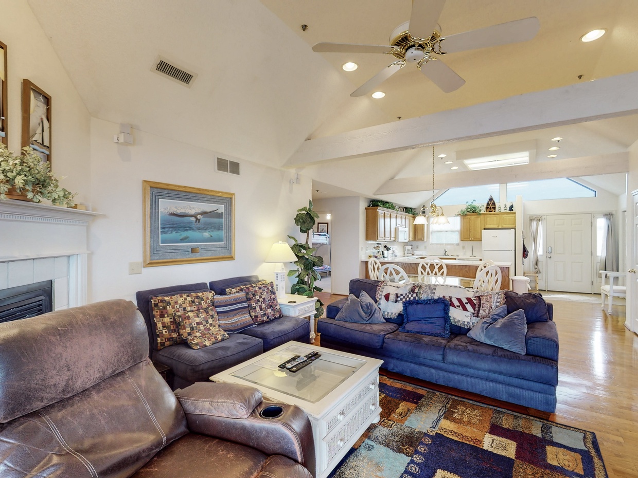 Lakeview living room