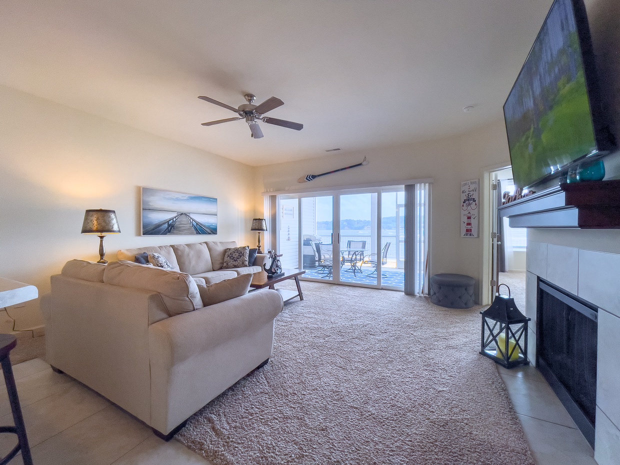 Lakeview living room