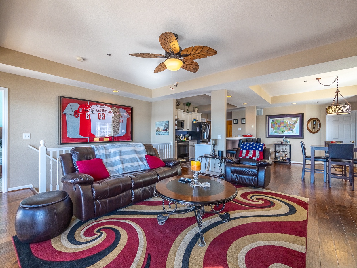 Lakeview living room