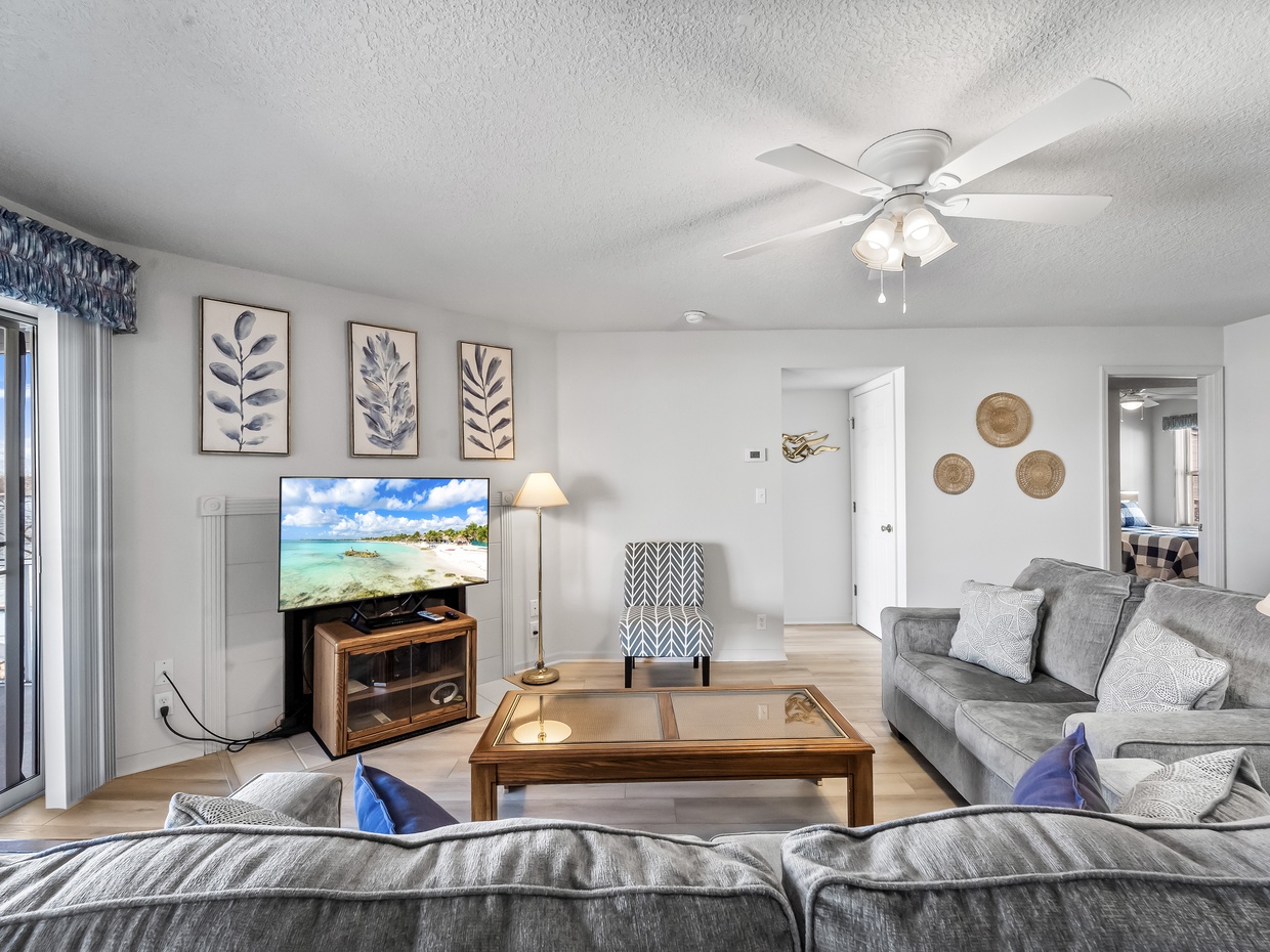 Lakeview living room