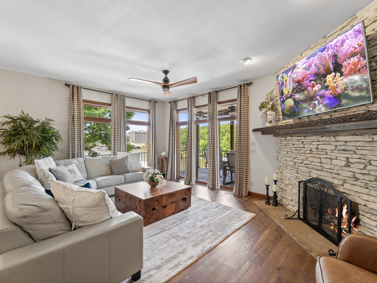 Lakeview living room