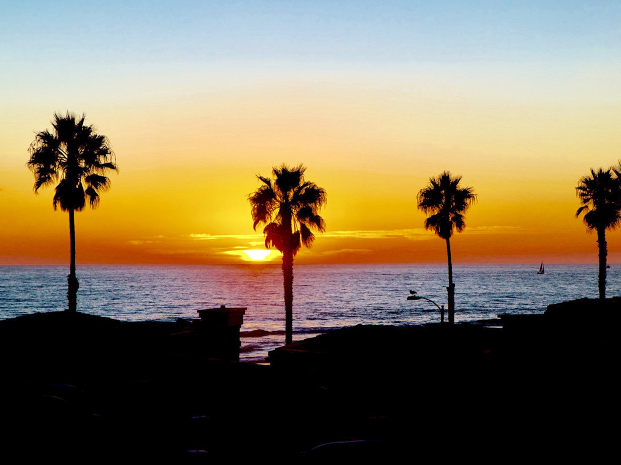 Experience Romantic Sunsets!