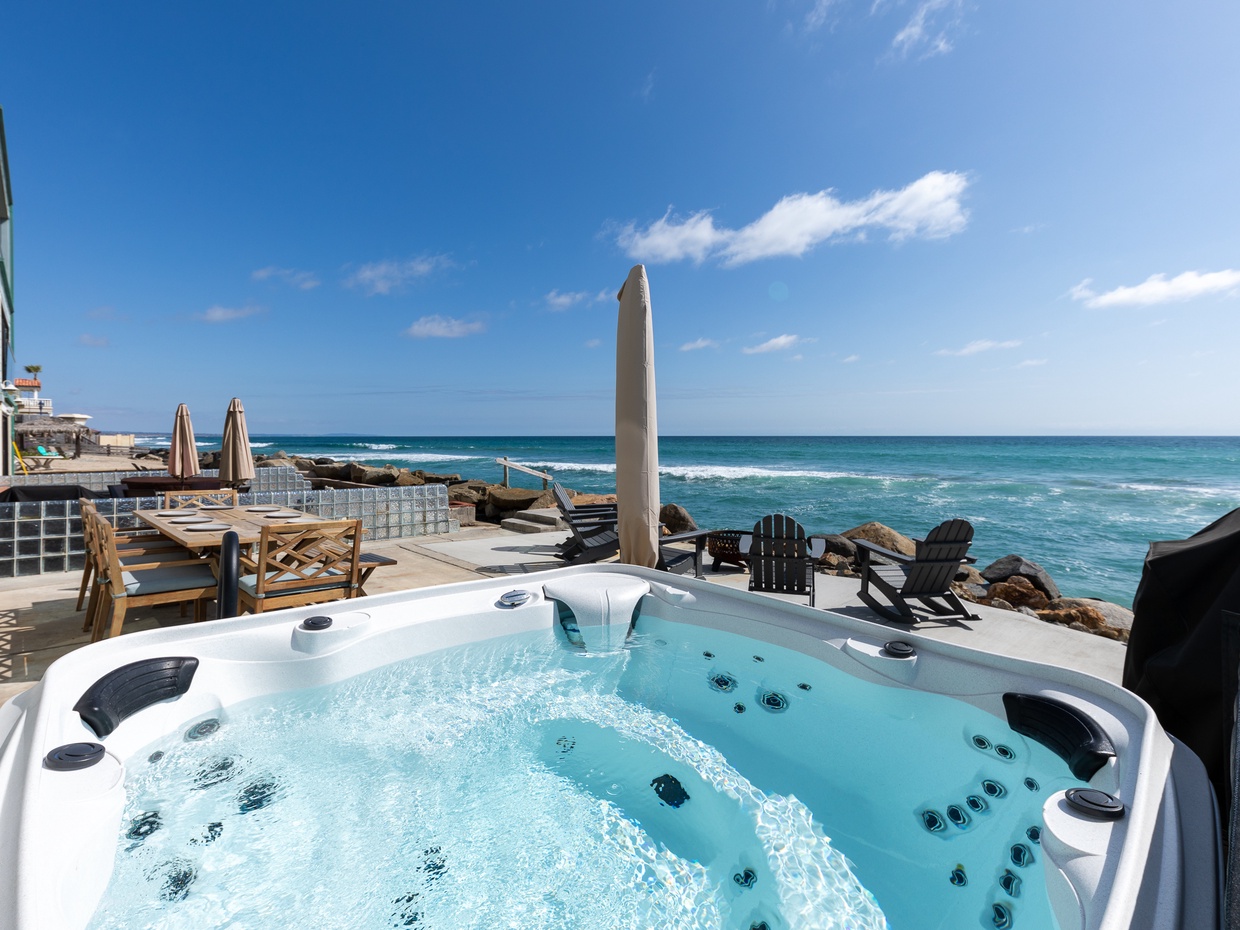 View Oceanfront Luxe | A Oceanside Vacation Rental