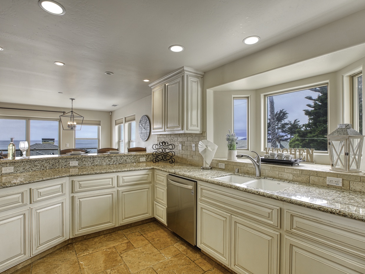 Kitchen with beautiful stainless steel appliances. 