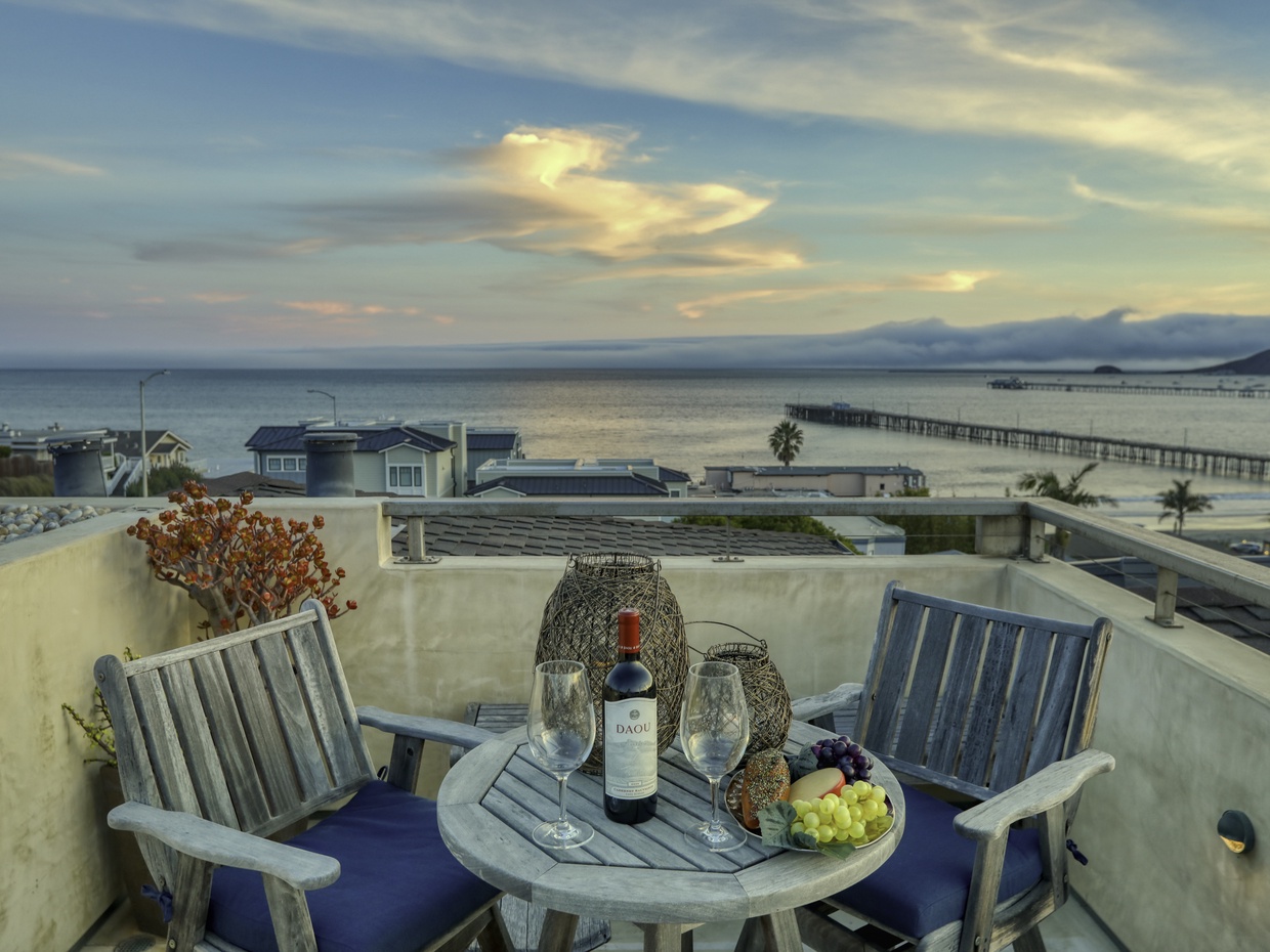 A picturesque setting for two.