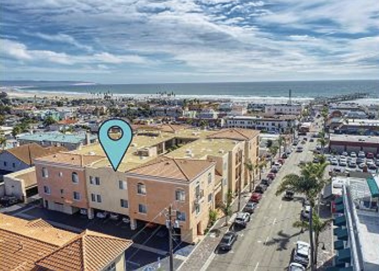 Located in Casa Bella Vista on Price St, just steps from beach, the iconic Pismo Beach Pier, and a variety of downtown restaurants and boutique shops. 
