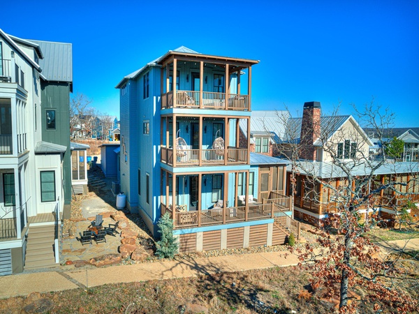 Ring The Bell house at Carlton Landing