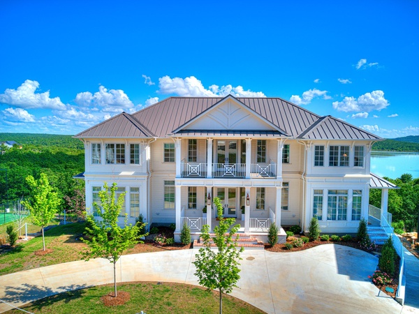 The Winston House at Carlton Landing