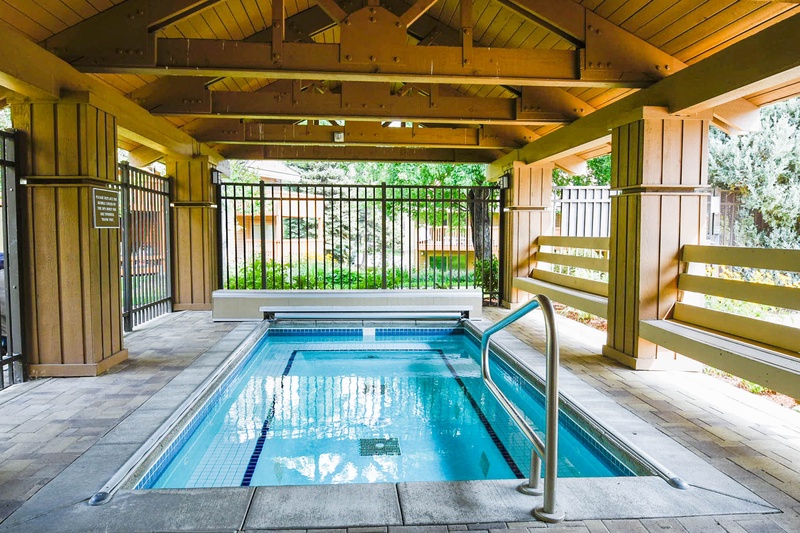 Sunburst Complex Hot Tub