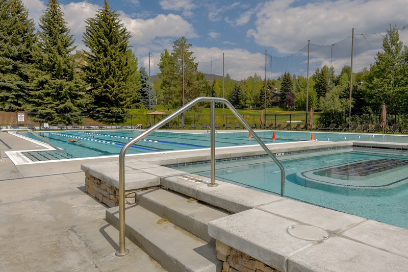 EH Village Pool 