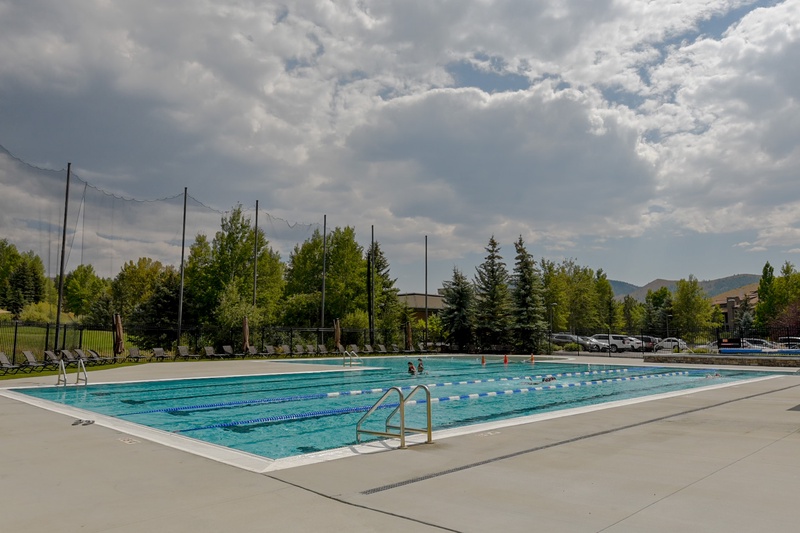 EH Village Pool
