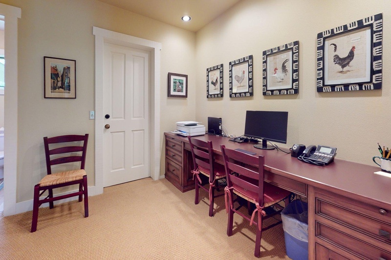 Main Floor Office 