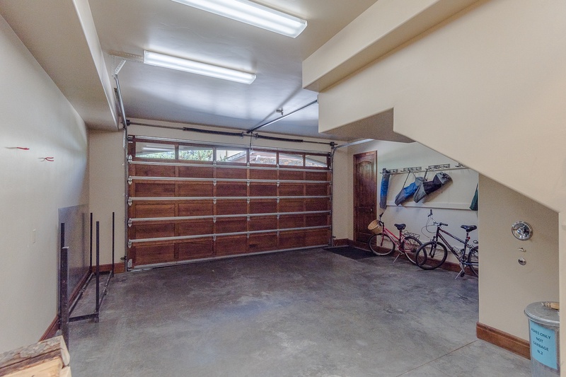 Private Garage
