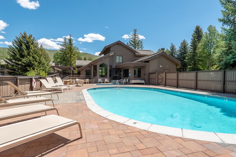 Snowcreek Pool