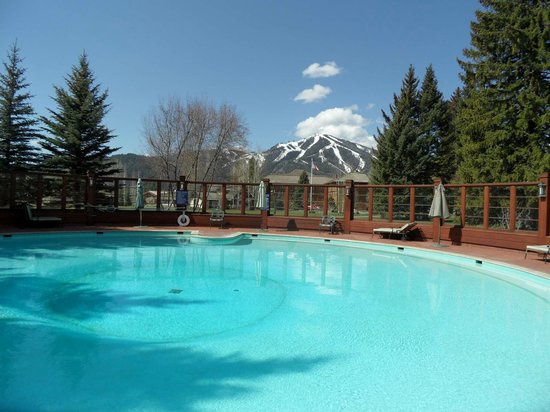Sun Valley Inn Pool