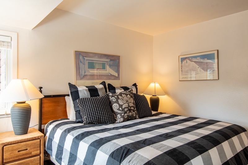 2nd Bedroom