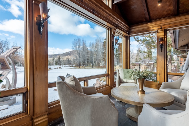 Breakfast Nook