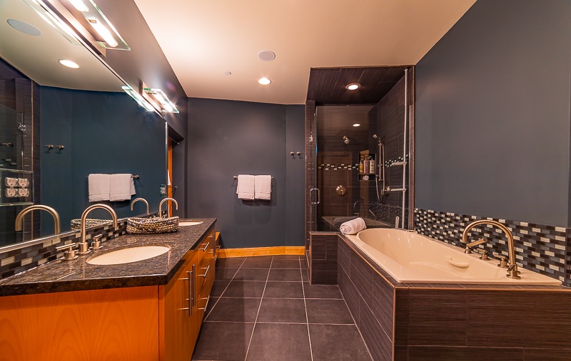 Master bathroom with jetted tub