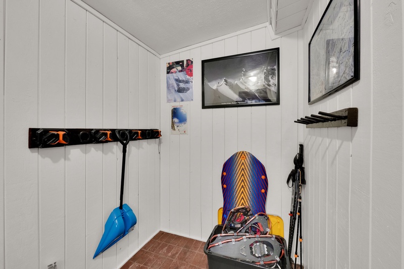 Mudroom in Entry
