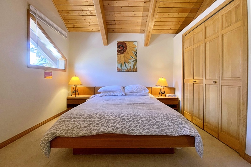 Queen Bed
