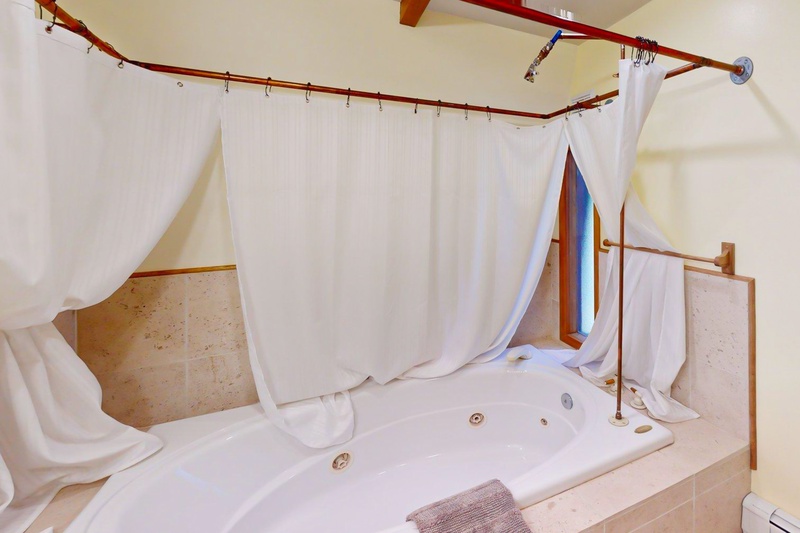 Bathroom with Jacuzzi