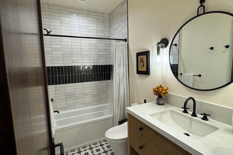 Guest Bedroom Ensuite