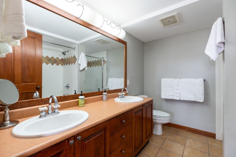 Double vanity Primary bathroom