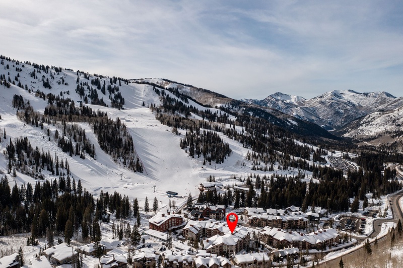 Unit location in relation to the slopes