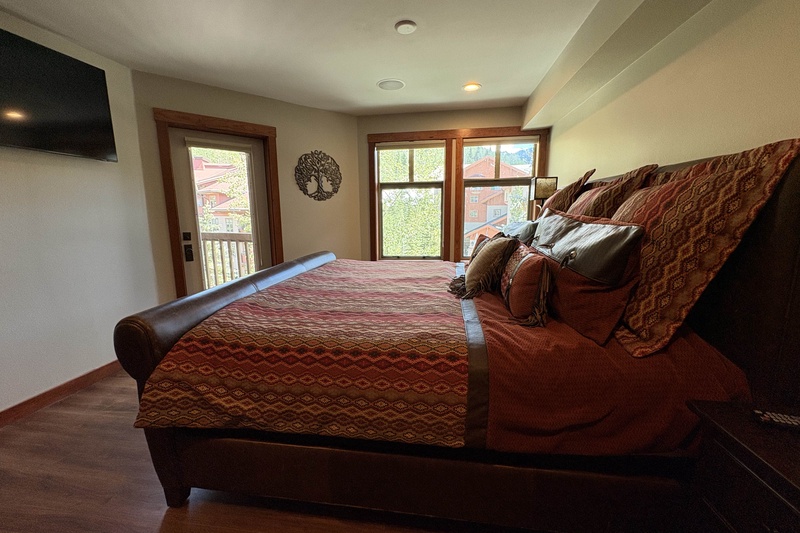 Primary Bedroom A