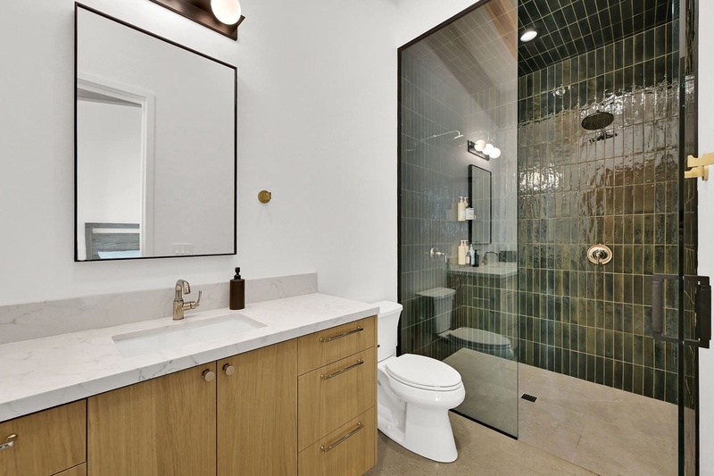 Two-King Bedroom Attached Bathroom
