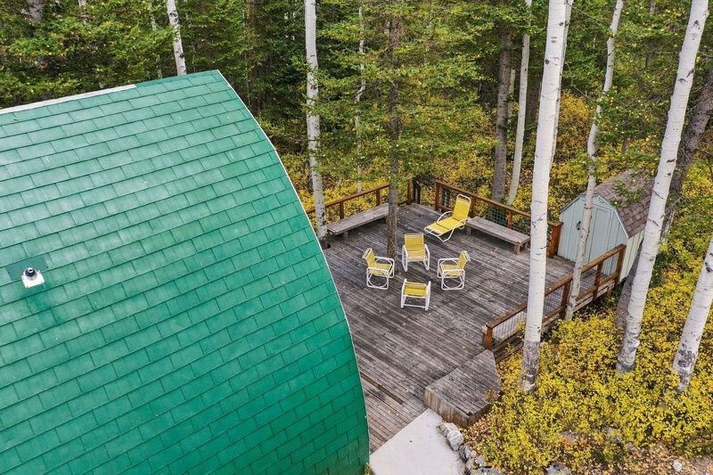 Exterior of the Cabin