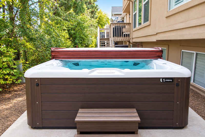 Private Hot Tub on Back Patio