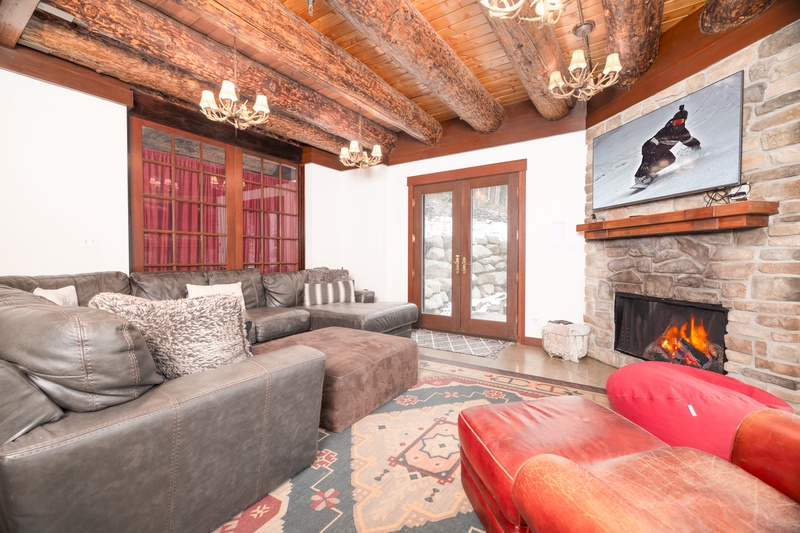 Living Room with gas fireplace