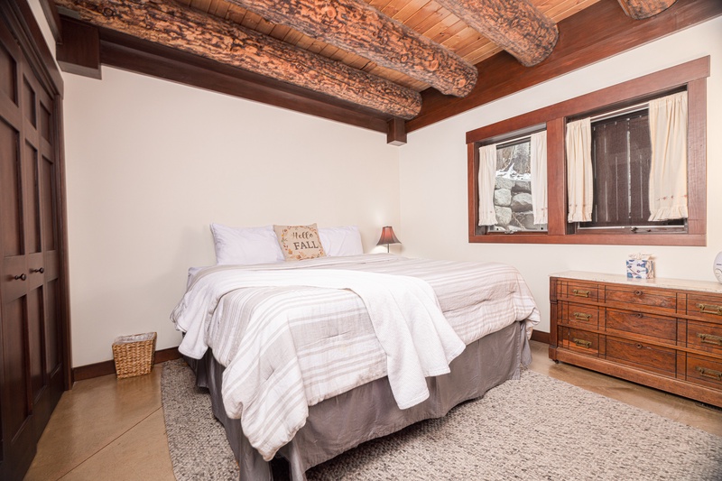 Primary king bedroom on main level