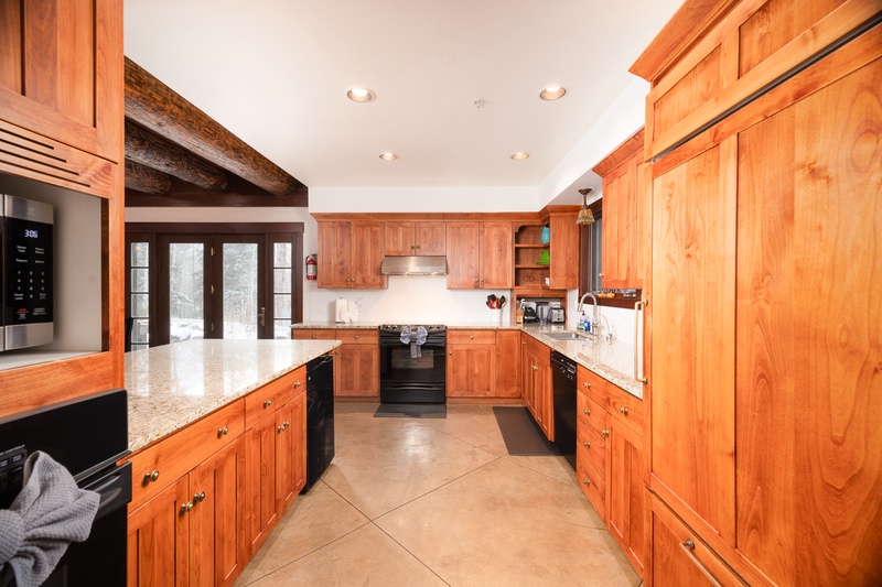 Plenty of space in the kitchen to prepare meals